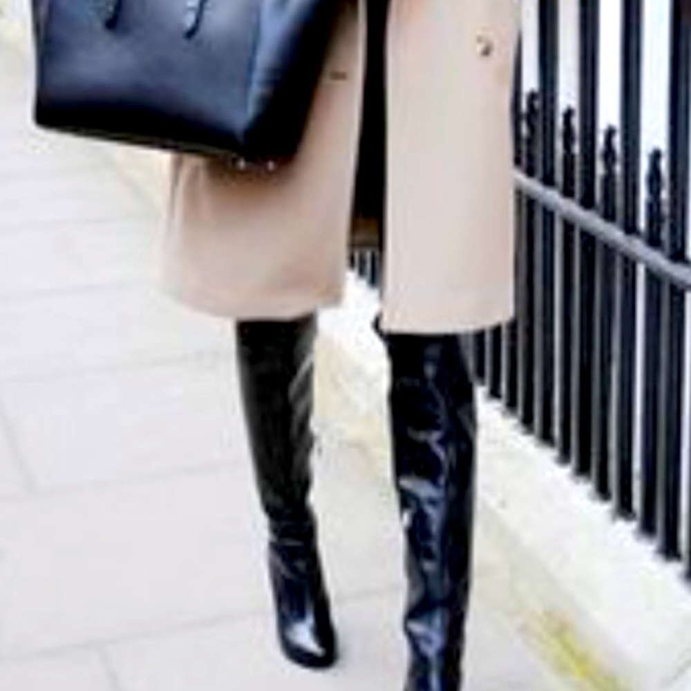 STUNNING ALAIA over the knee black boots sz 40 platform for ultimate comfort